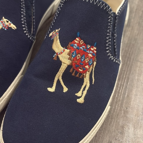 Jack Rogers camel slip on sneakers size 9 - Picture 2 of 8